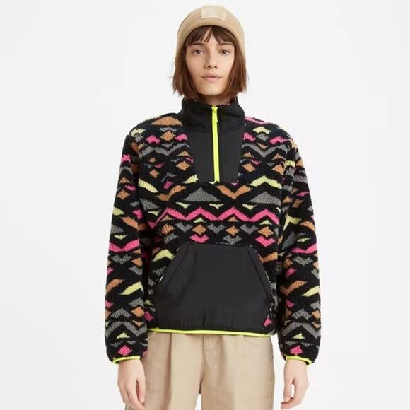 Levi's Arizona Sherpa Quarter Zip Sweatshirt - Multi-Color - Picture 1 of 11